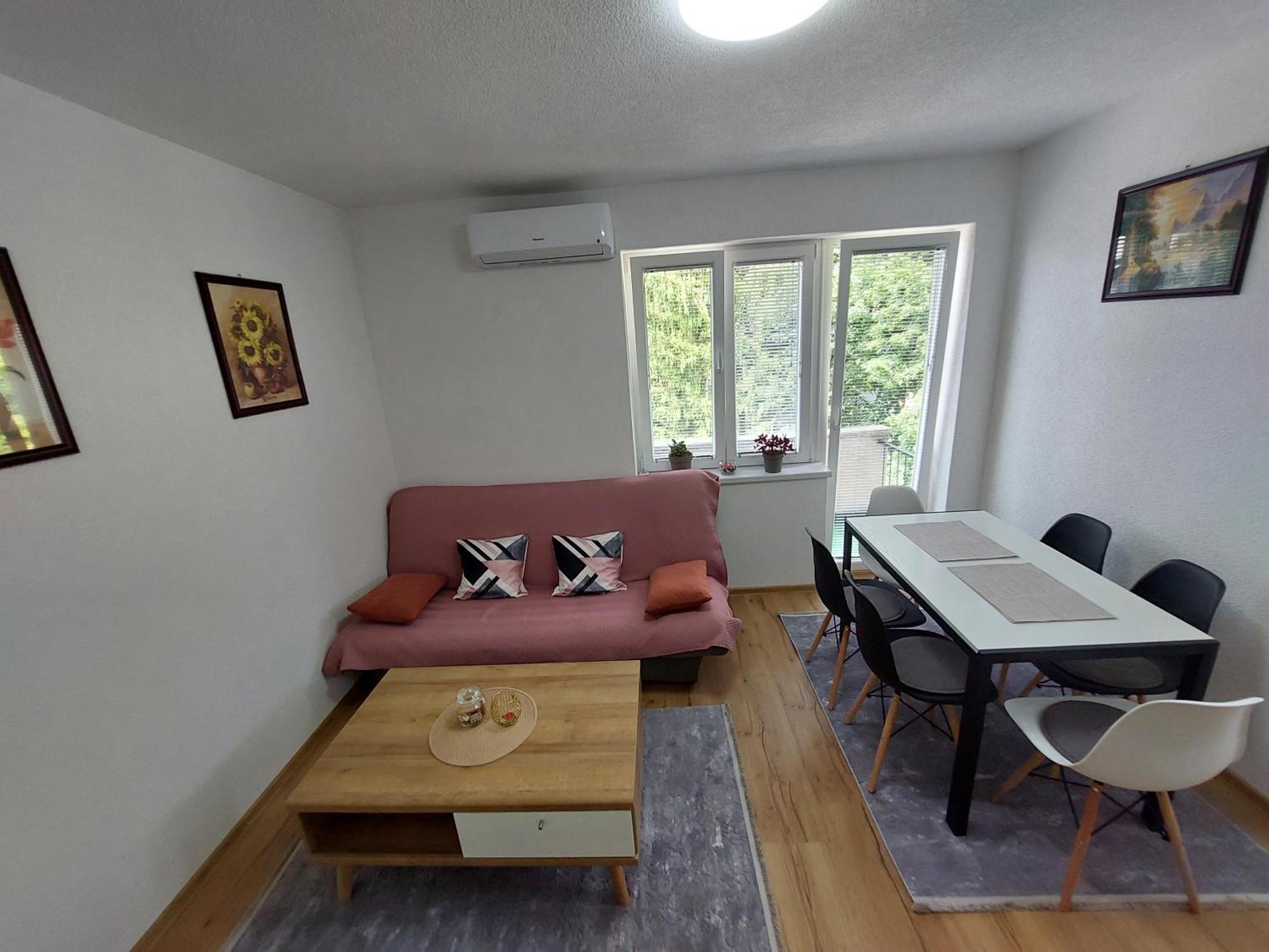 Apartman "Medeni" Bihać Extérieur photo